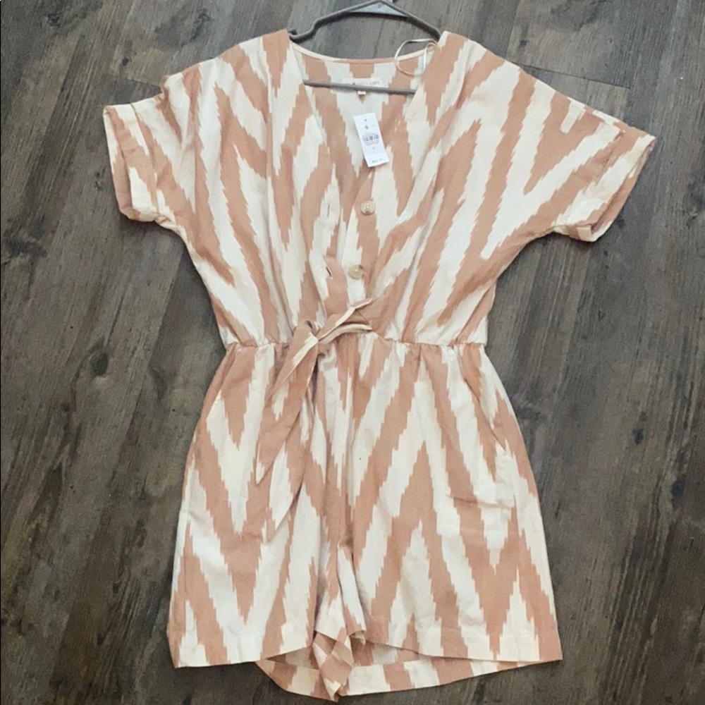 Brand New Lou & Grey Romper